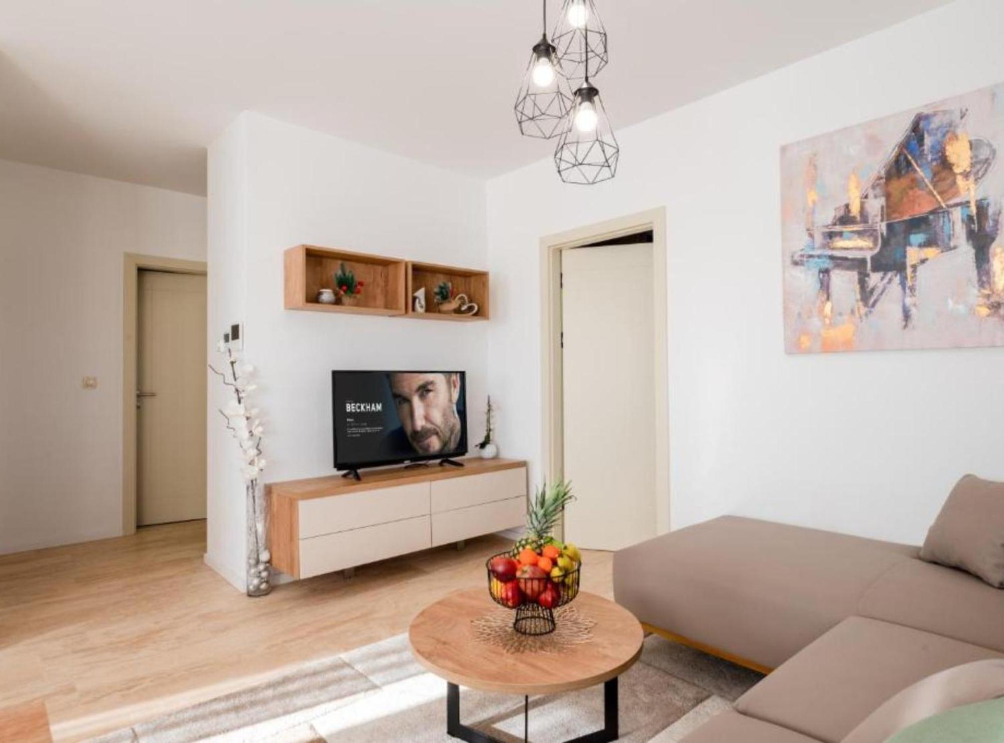 Apartment Kona - Free Parking & Self Check-In Ivanja Reka Bagian luar foto
