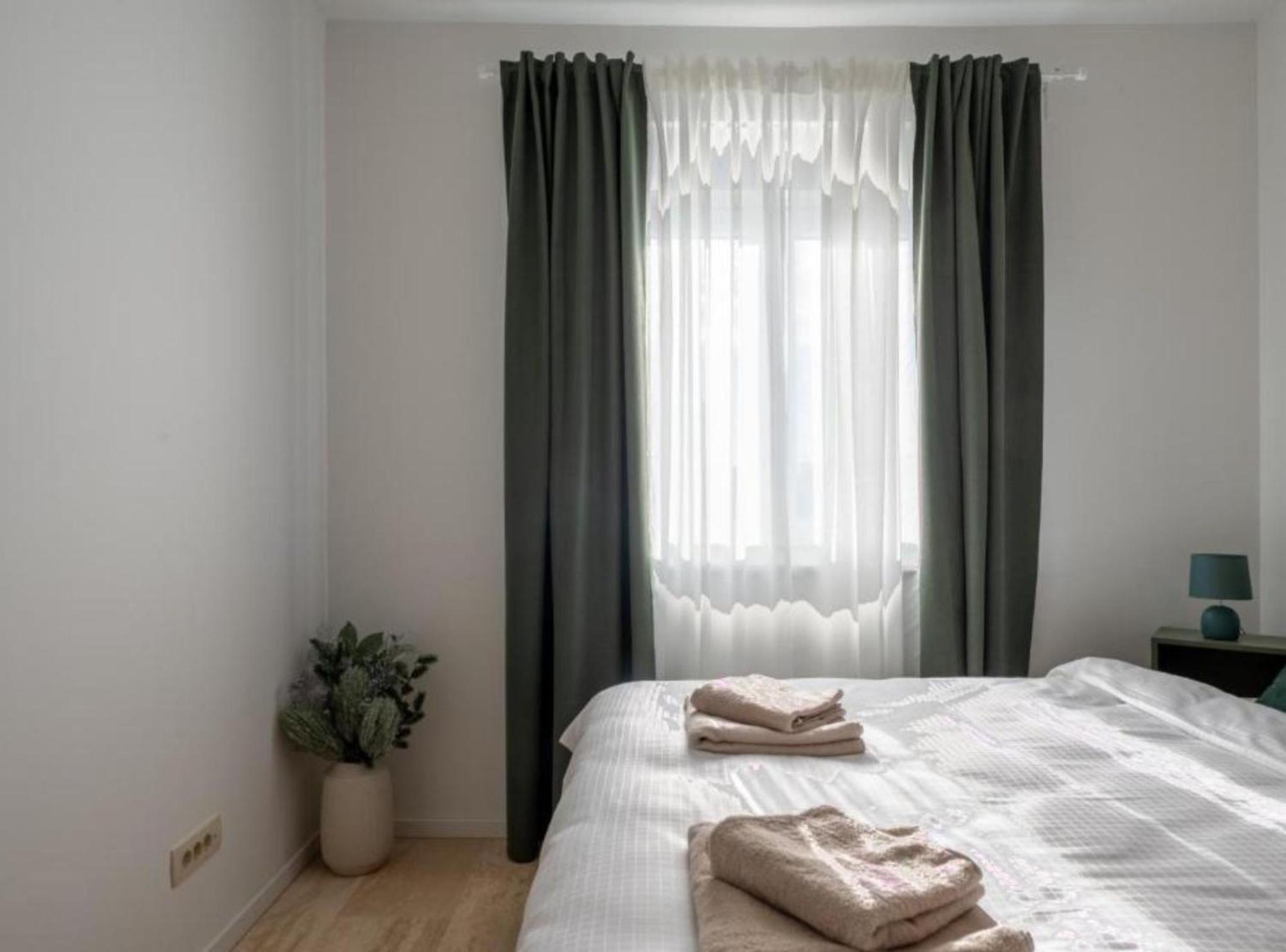 Apartment Kona - Free Parking & Self Check-In Ivanja Reka Bagian luar foto